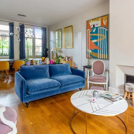 Charming 30's Town House With Swimming Pool Close To Central Dom wakacyjny