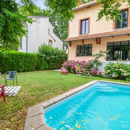 Charming 30's Town House With Swimming Pool Close To Central * Tuluza